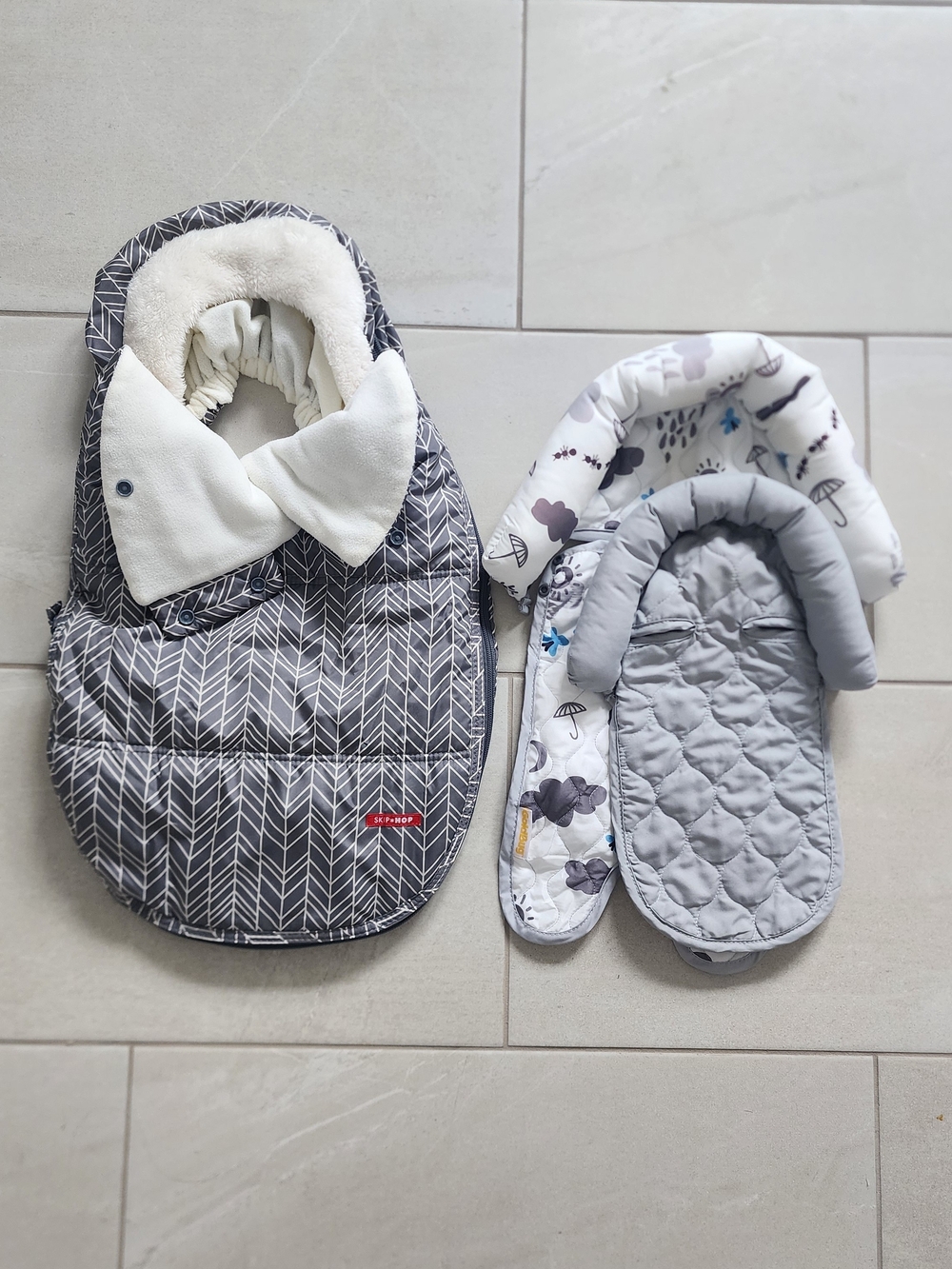 Carseat Cover & Inserts